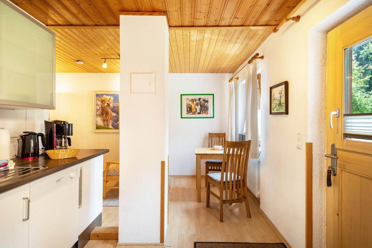 Marie Apartment ไวเลอร์-ซิมเมอร์แบร์ก ภายนอก รูปภาพ